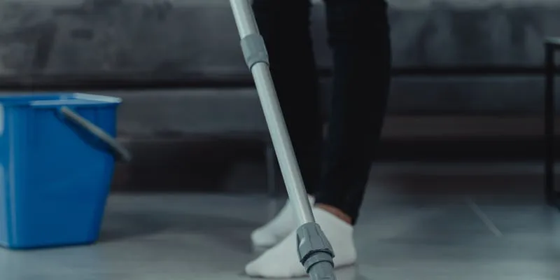 Professionally sanitized Toronto office workspace that helps reduce employee sick days